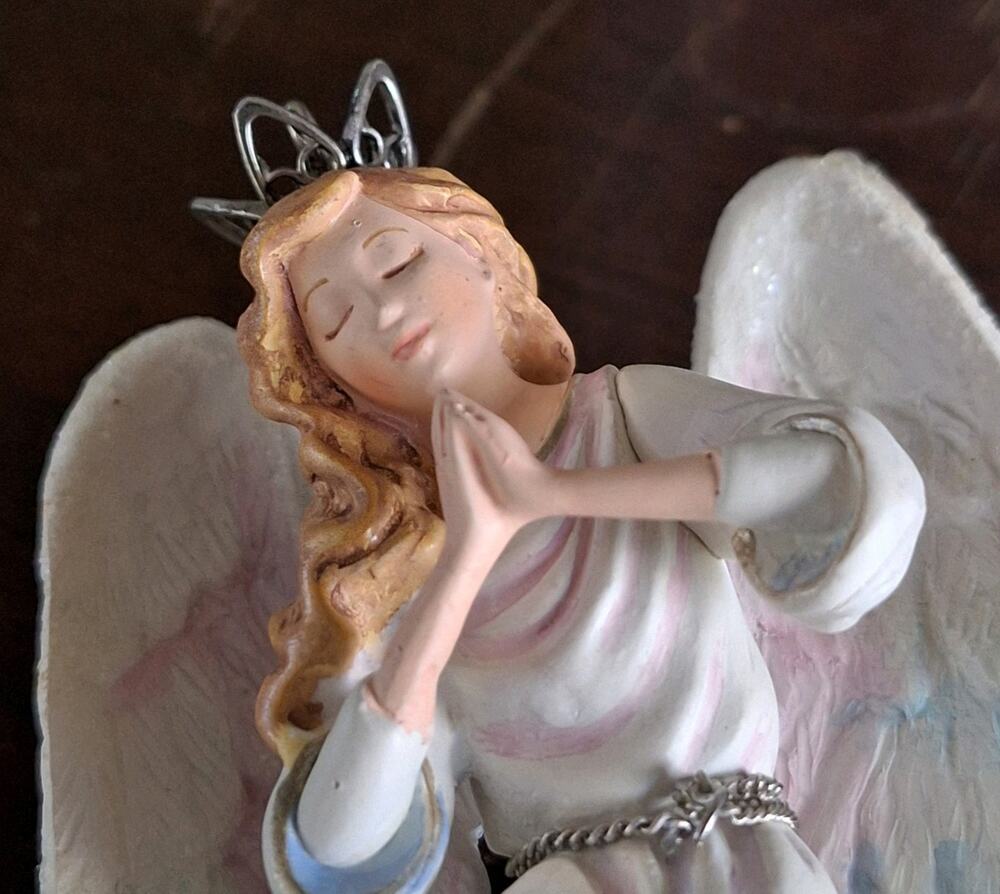 2014 Hallmark Keepsake Ornament Christmas Angel QGO1323